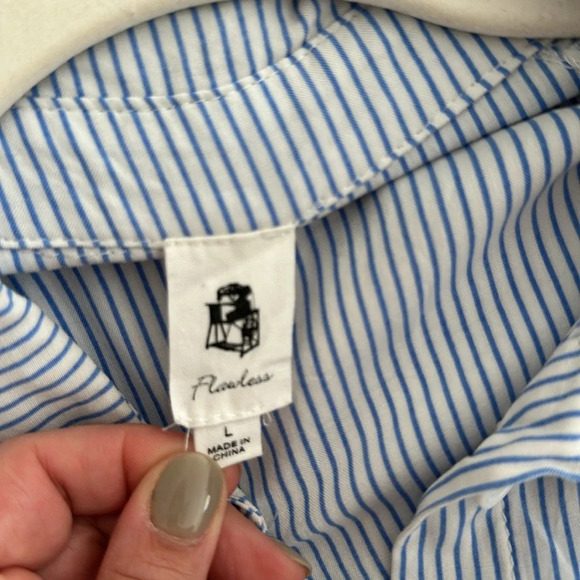 Striped button up w/scrunched wrist detail - Picture 3 of 3